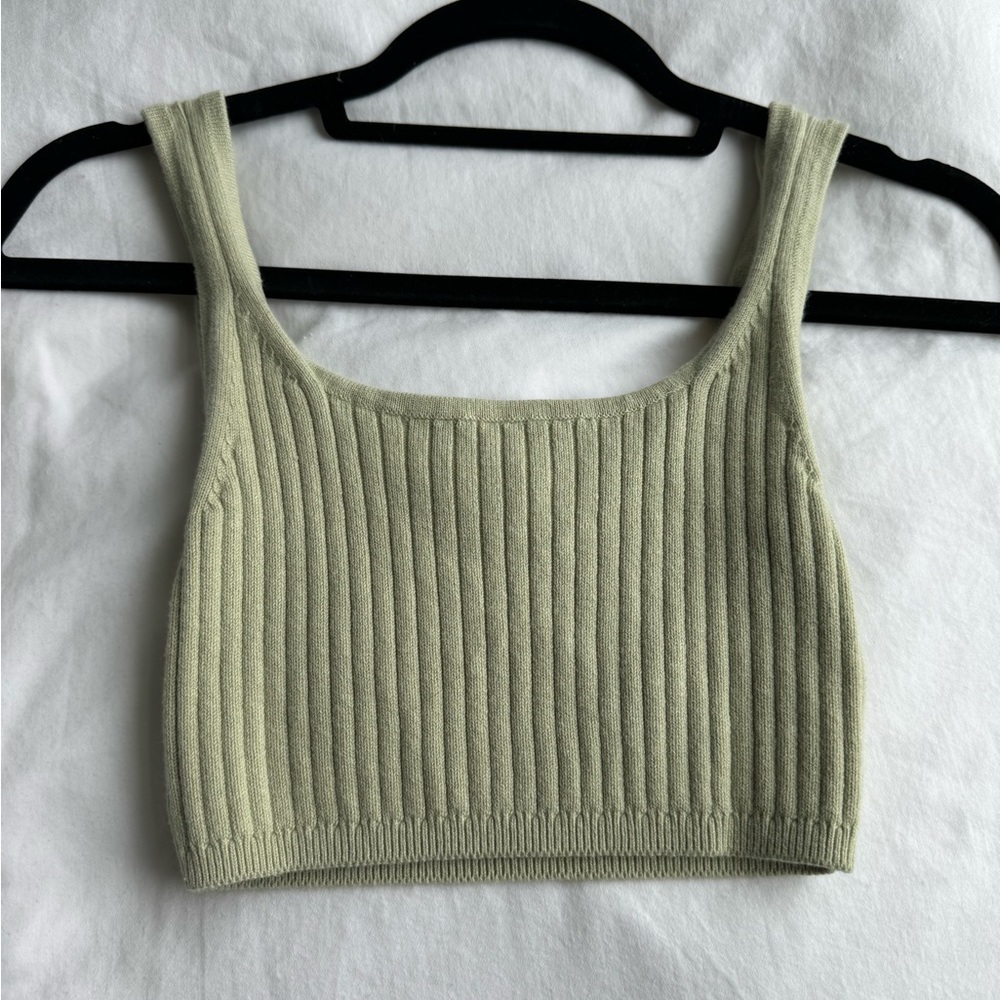 Aritzia knit top XS